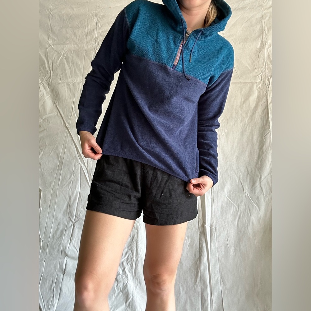Prana Hoodie - Colorblock Blue Scallop